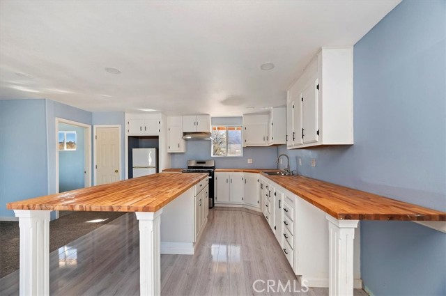 Image 14 of 33 For 63285 Pinyon Drive