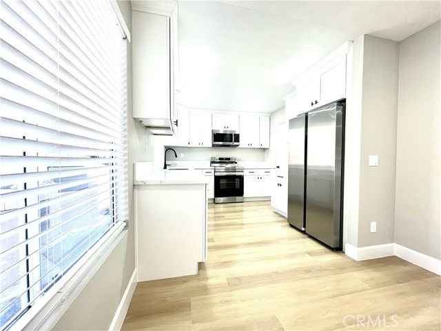 Detail Gallery Image 4 of 12 For 20 Precipice, Laguna Niguel,  CA 92677 - 3 Beds | 2/1 Baths