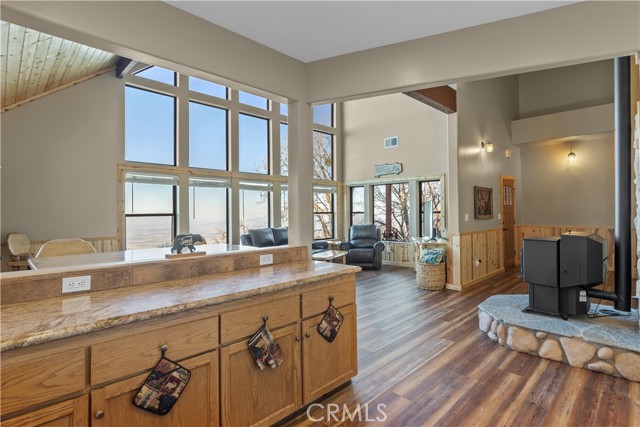 Detail Gallery Image 18 of 49 For 28081 Deertrail Dr, Tehachapi,  CA 93561 - 3 Beds | 2/1 Baths