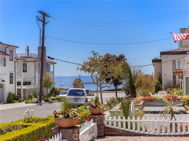 213 Iris Avenue, Corona Del Mar, CA, 92625 213 Iris Avenue, Corona Del Mar, CA, 92625