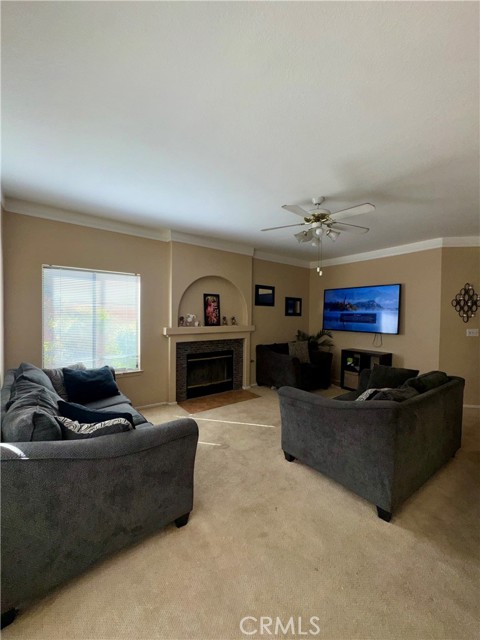 Detail Gallery Image 5 of 14 For 5208 Opal, Palmdale,  CA 93552 - 4 Beds | 3 Baths