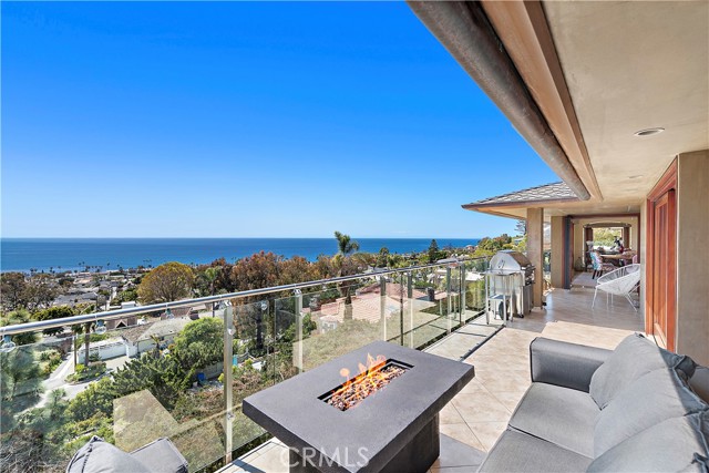 Detail Gallery Image 4 of 39 For 612 Allview Pl, Laguna Beach,  CA 92651 - 3 Beds | 3/1 Baths