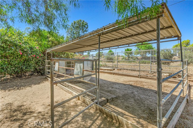 Detail Gallery Image 35 of 49 For 2311 Indian Horse Dr, Norco,  CA 92860 - 6 Beds | 2 Baths