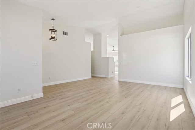 Detail Gallery Image 7 of 32 For 33097 Corte Ganso, Temecula,  CA 92592 - 3 Beds | 2 Baths