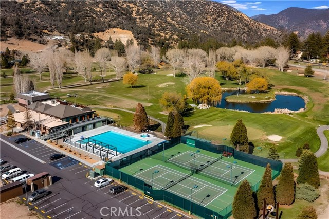 15608 San Moritz Drive, Pine Mountain Club CA: https://media.crmls.org/medias/ee1fa86a-e7fe-460d-9d24-c73f79ed9947.jpg