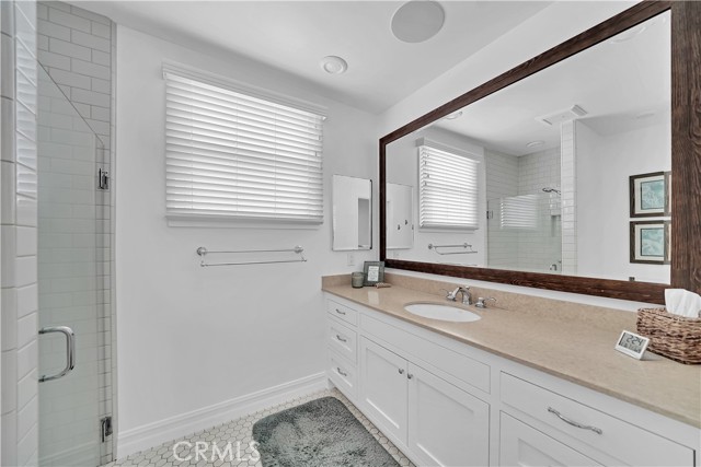 Detail Gallery Image 21 of 25 For 2027 Miramar Dr, Newport Beach,  CA 92661 - 2 Beds | 1/1 Baths