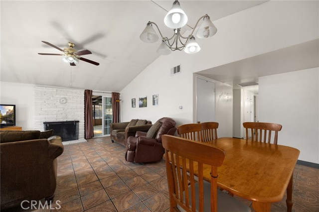 Detail Gallery Image 11 of 50 For 10919 1st, Whittier,  CA 90603 - 4 Beds | 2 Baths