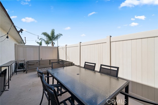 Detail Gallery Image 34 of 39 For 2048 Garden Ln, Costa Mesa,  CA 92627 - 7 Beds | 4 Baths