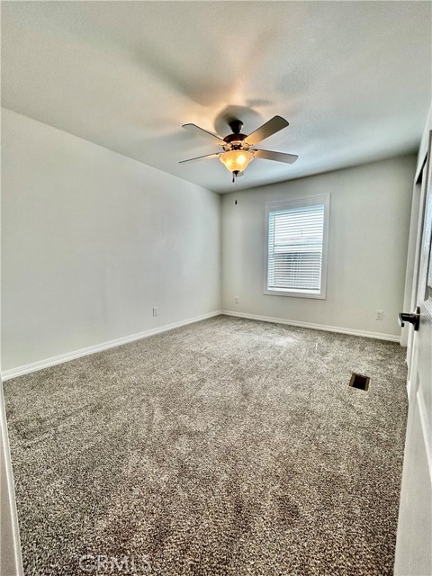 Detail Gallery Image 15 of 24 For 675 W Oakland Ave #A4,  Hemet,  CA 92543 - 3 Beds | 2 Baths
