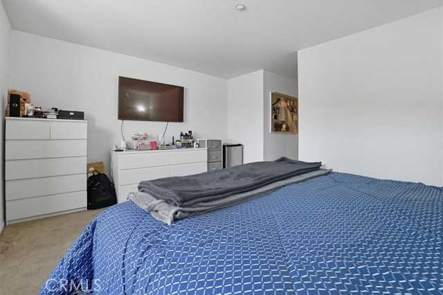 965 Acacia Lane, Montebello CA: https://media.crmls.org/medias/ee222165-41cf-4fe4-aa57-d0c94e7dbf82.jpg