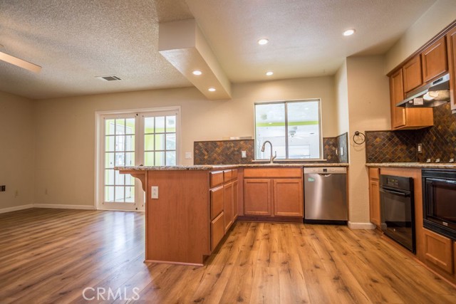 Detail Gallery Image 18 of 64 For 186 W Donna Dr, Merced,  CA 95348 - 4 Beds | 2 Baths
