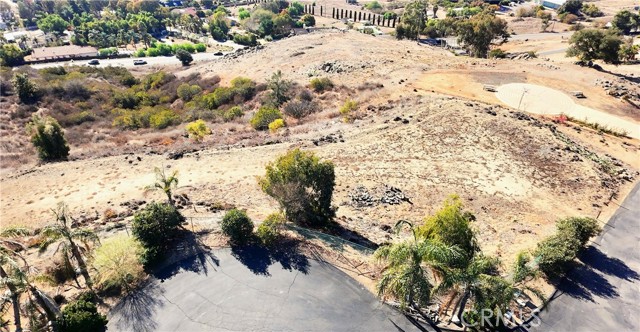 Detail Gallery Image 12 of 16 For 1387 Las Vistas Rd, Fallbrook,  CA 92028 - – Beds | – Baths