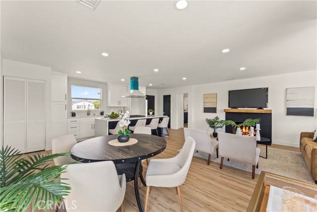 Detail Gallery Image 9 of 28 For 1616 W 108th, Los Angeles,  CA 90047 - 3 Beds | 2 Baths