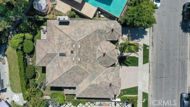 16802 Kamalii Drive, Huntington Beach CA: https://media.crmls.org/medias/ee25855e-3711-4c2f-a6aa-db130fa53b44.jpg