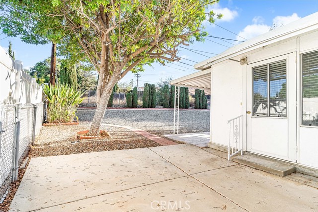 27160 El Rancho Drive, Menifee CA: https://media.crmls.org/medias/ee2594d9-b469-42a3-991e-ab7f27ee0cc0.jpg