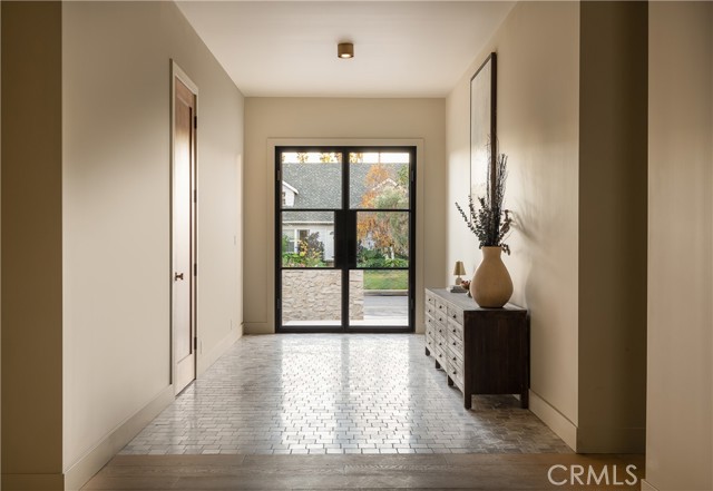 Detail Gallery Image 18 of 65 For 15719 Hartsook St, Encino,  CA 91436 - 4 Beds | 4/1 Baths