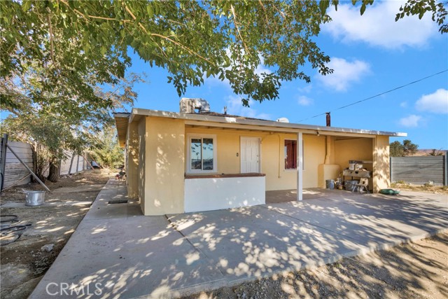 Detail Gallery Image 2 of 38 For 10394 Baker Rd, Lucerne Valley,  CA 92356 - 3 Beds | 1/1 Baths