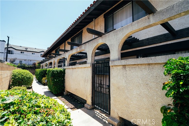 1438 W 146th Street, Gardena CA: https://media.crmls.org/medias/ee262316-e48d-40e7-8276-dd02509112d1.jpg
