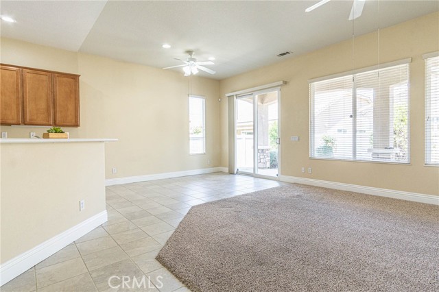 19478 Big Horn Street, Apple Valley CA: https://media.crmls.org/medias/ee268cd4-d24f-4c29-acbd-fb5953b95d5a.jpg