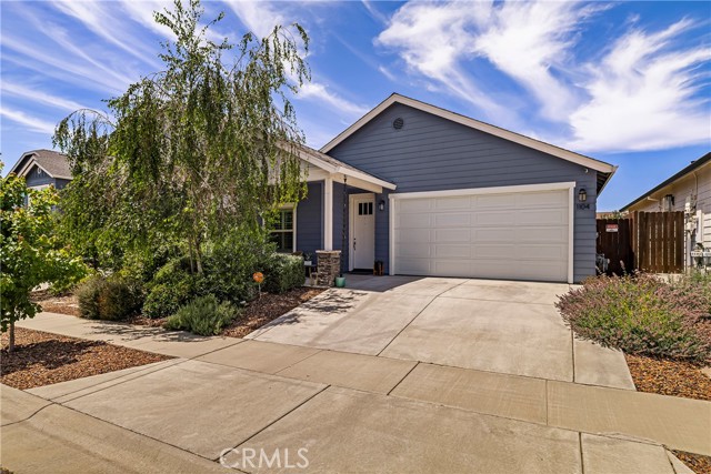 1104 Shumard Oak Way, Chico CA: https://media.crmls.org/medias/ee26b167-ee14-4977-87e8-211598ba2d7d.jpg