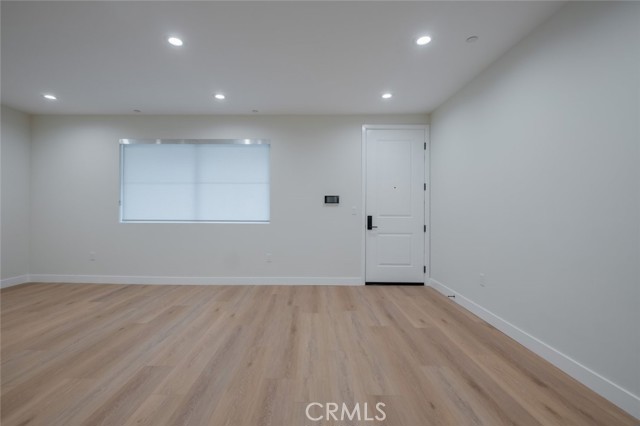 10218 Fernglen, Tujunga CA: https://media.crmls.org/medias/ee26ebbe-62c8-43b7-b5cd-652e36f98605.jpg
