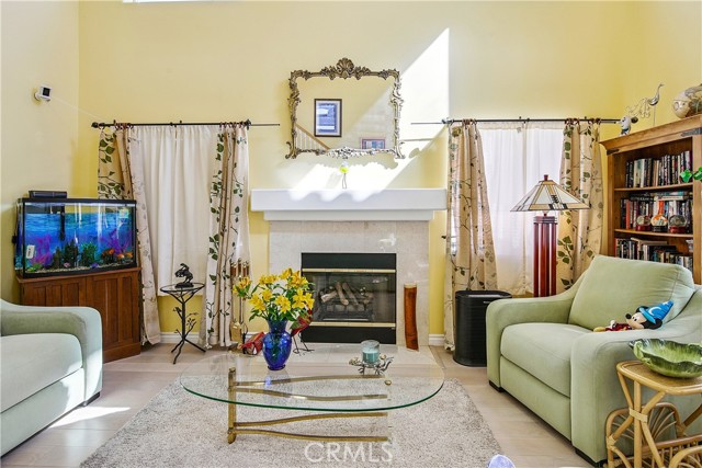 Detail Gallery Image 4 of 29 For 2313 Nelson a,  Redondo Beach,  CA 90278 - 4 Beds | 3/1 Baths