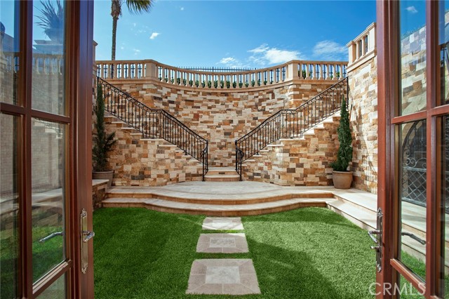 Detail Gallery Image 37 of 45 For 12 Skyridge, Newport Coast,  CA 92657 - 5 Beds | 8/1 Baths