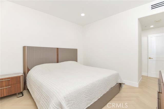 Detail Gallery Image 10 of 33 For 250 N First St #321,  Burbank,  CA 91502 - 2 Beds | 2 Baths