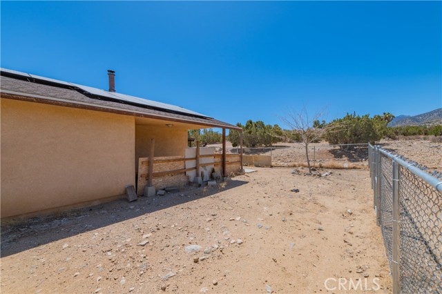 1181 Barkley Ranch Road, Pinon Hills CA: https://media.crmls.org/medias/ee29c74f-0d43-45f3-bd6b-1a4abda6a7f1.jpg