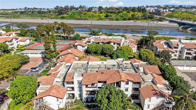 Detail Gallery Image 26 of 46 For 21372 Brookhurst #626,  Huntington Beach,  CA 92646 - 2 Beds | 2 Baths