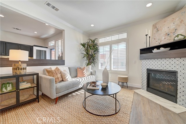 Detail Gallery Image 5 of 49 For 13036 Maple, Garden Grove,  CA 92843 - 3 Beds | 2/1 Baths