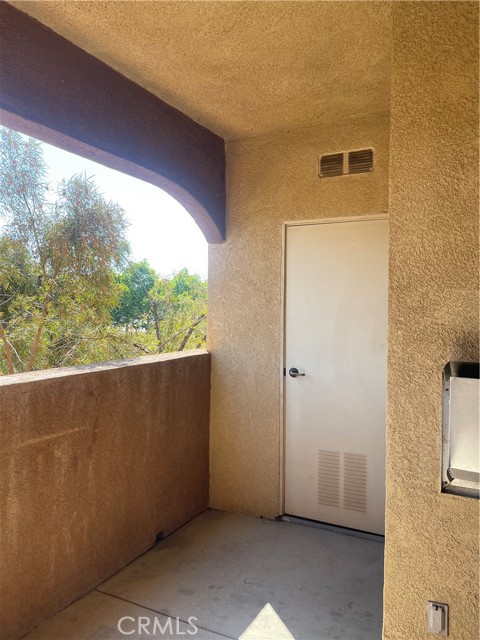 24909 Madison Avenue, Murrieta CA: https://media.crmls.org/medias/ee2b614d-529b-492e-990c-30d30086b1cf.jpg