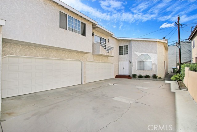 Detail Gallery Image 22 of 37 For 14349 Tiara St, Van Nuys,  CA 91401 - 6 Beds | 4/1 Baths