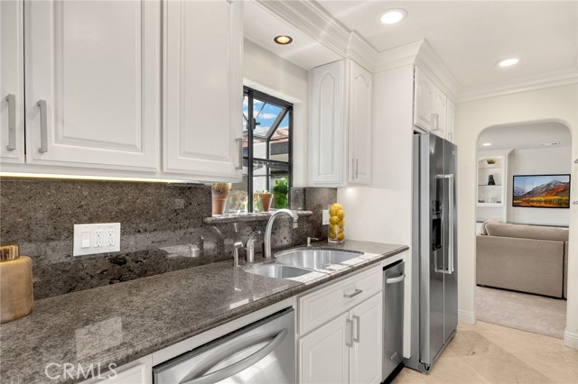 Image 14 of 53 For 4161 Ricardo Drive