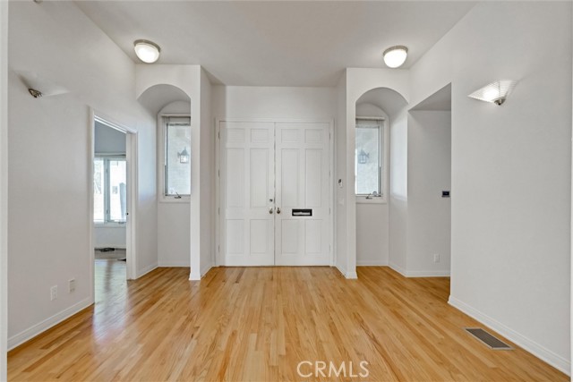 12134 Lawler, Los Angeles CA: https://media.crmls.org/medias/ee2e9d9a-3bf5-40c4-90f1-c6e919186cfd.jpg