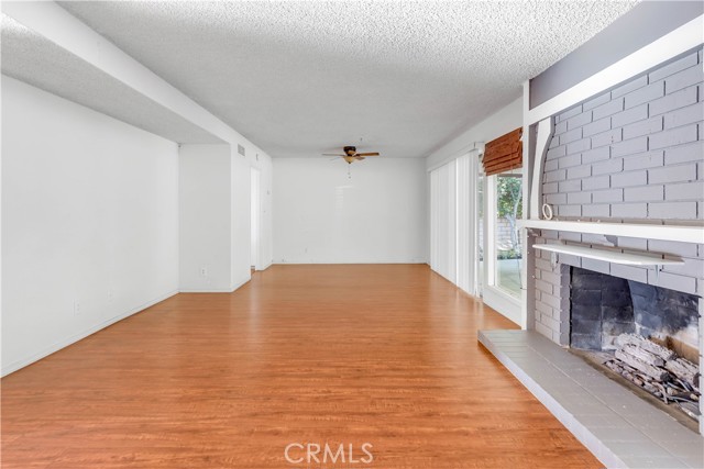 12039 Gothic Avenue photo 7