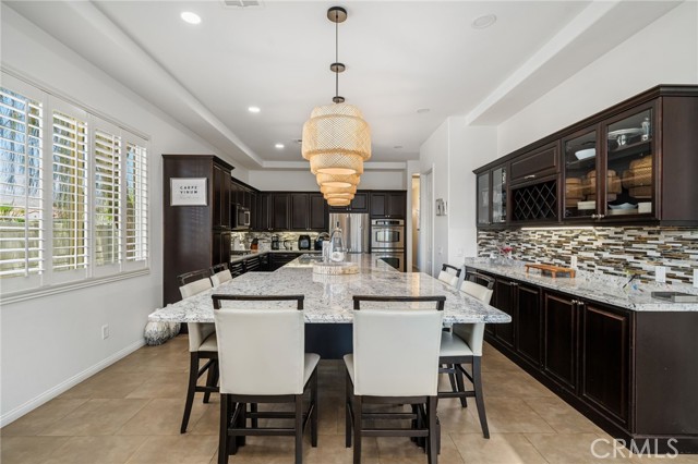 43875 Spiaggia Place, Indio CA: https://media.crmls.org/medias/ee2f4f5c-b4d5-47f5-9730-9f0d64b3326a.jpg