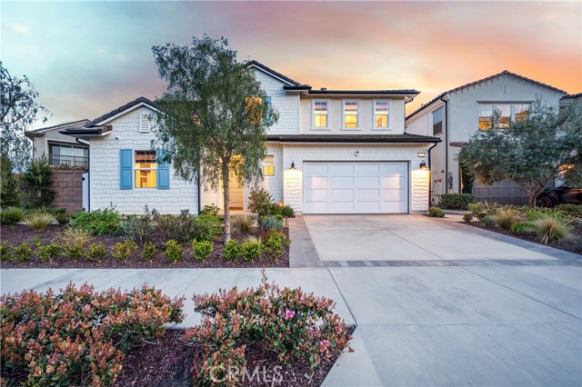 Detail Gallery Image 2 of 41 For 5422 Rivergate Dr, Huntington Beach,  CA 92649 - 4 Beds | 4/1 Baths