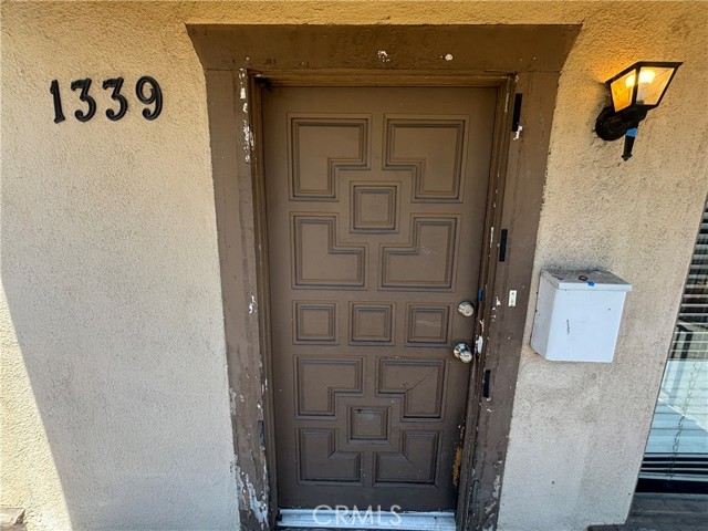 1339 W 66th Street, Los Angeles CA: https://media.crmls.org/medias/ee305452-f82b-4cc2-a175-3fded331200f.jpg