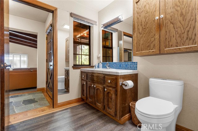 996 Eagle Road, Wrightwood CA: https://media.crmls.org/medias/ee305b47-e9fa-41d0-a1a9-ede0c09c6b49.jpg