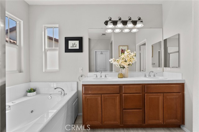 Detail Gallery Image 25 of 48 For 24019 Amphora, Valencia,  CA 91354 - 2 Beds | 2 Baths