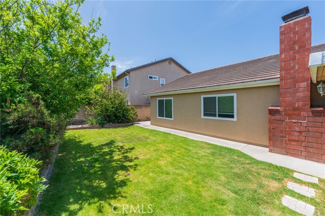 Detail Gallery Image 8 of 42 For 17482 Bellport Cir, Huntington Beach,  CA 92649 - 4 Beds | 2 Baths