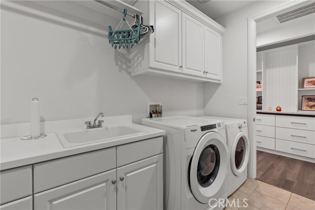 Detail Gallery Image 40 of 73 For 27601 Skylark Ln, Saugus,  CA 91350 - 6 Beds | 5/1 Baths