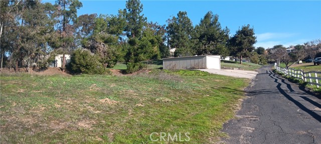 4208 Linda Vista, Fallbrook CA: https://media.crmls.org/medias/ee331283-ee75-448e-89a5-bd2f977c2083.jpg