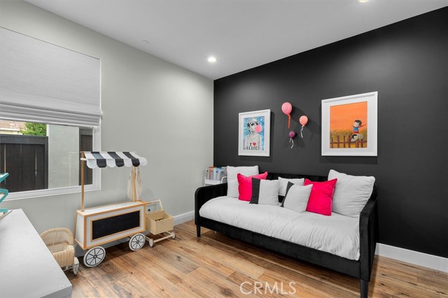 Detail Gallery Image 22 of 36 For 2713 Carnegie Ln #B,  Redondo Beach,  CA 90278 - 5 Beds | 4 Baths