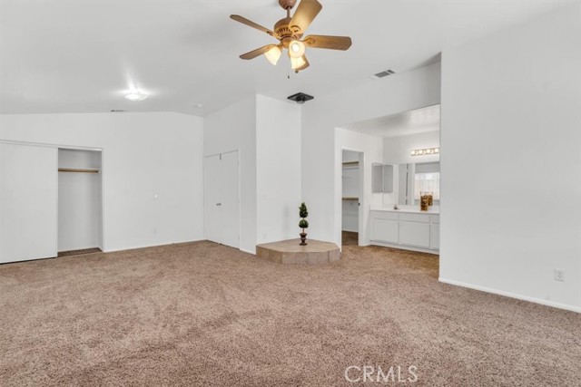 17628 Landis Drive, Victorville CA: https://media.crmls.org/medias/ee340b59-46e3-441f-b93d-240f110a2388.jpg