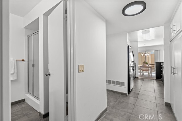 Detail Gallery Image 20 of 39 For 21282 Wavecrest Cir, Huntington Beach,  CA 92646 - 2 Beds | 2 Baths