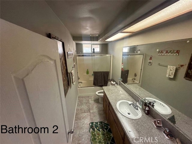 16271 Nisqualli, Victorville CA: https://media.crmls.org/medias/ee353d43-4e50-4620-b7d2-45059f70ead5.jpg