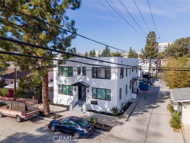 415 W Pine Street, Santa Ana CA: https://media.crmls.org/medias/ee3604ec-e99f-4883-bb98-7ffe850e87ba.jpg