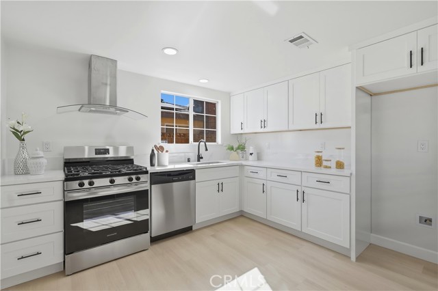 Detail Gallery Image 6 of 33 For 16410 Burtree St, La Puente,  CA 91744 - 4 Beds | 2 Baths